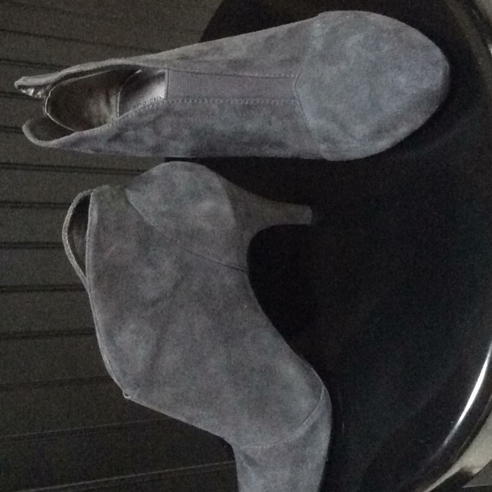 Adrienne Vittadini boots